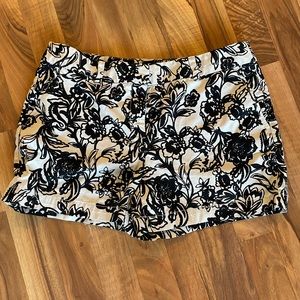 Ann Taylor Loft Black & White Flower Print Shorts